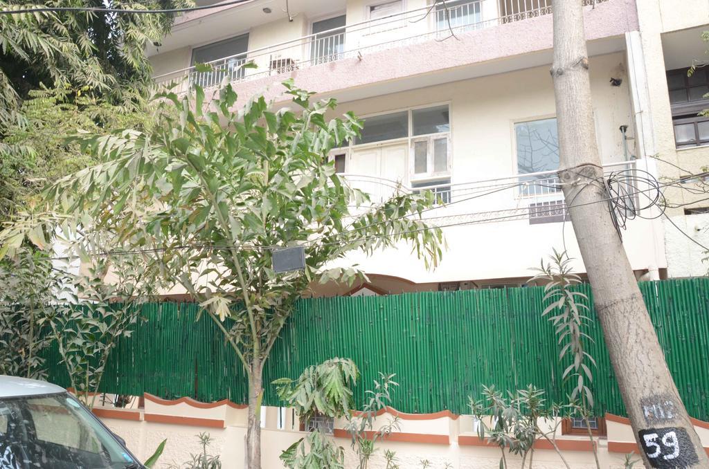 Namaste Apartments New Delhi Buitenkant foto