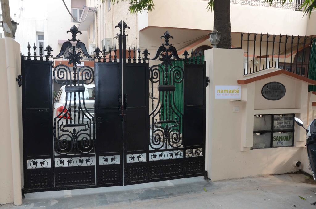 Namaste Apartments New Delhi Buitenkant foto