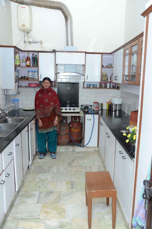 Namaste Apartments New Delhi Buitenkant foto