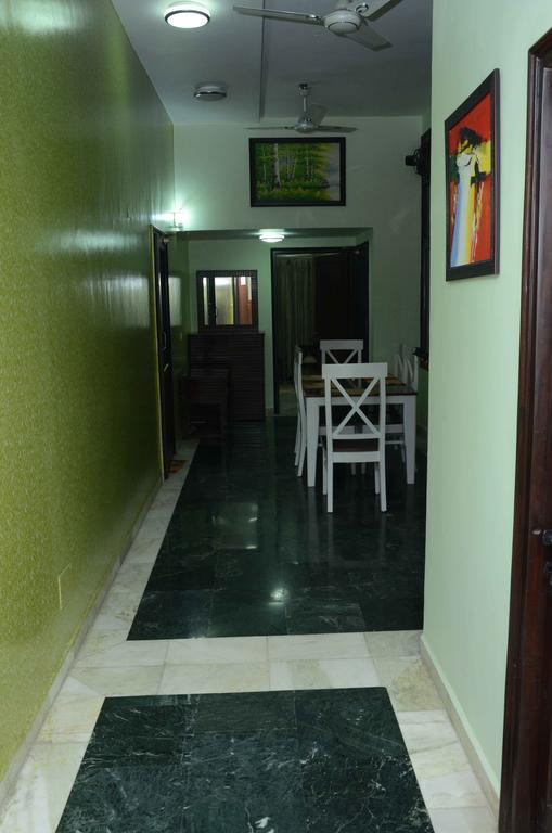 Namaste Apartments New Delhi Buitenkant foto